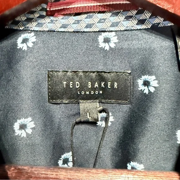 Ted Baker London Men’s Button Down Shirt – Black with Red Geometric Print – L - Picture 6 of 9